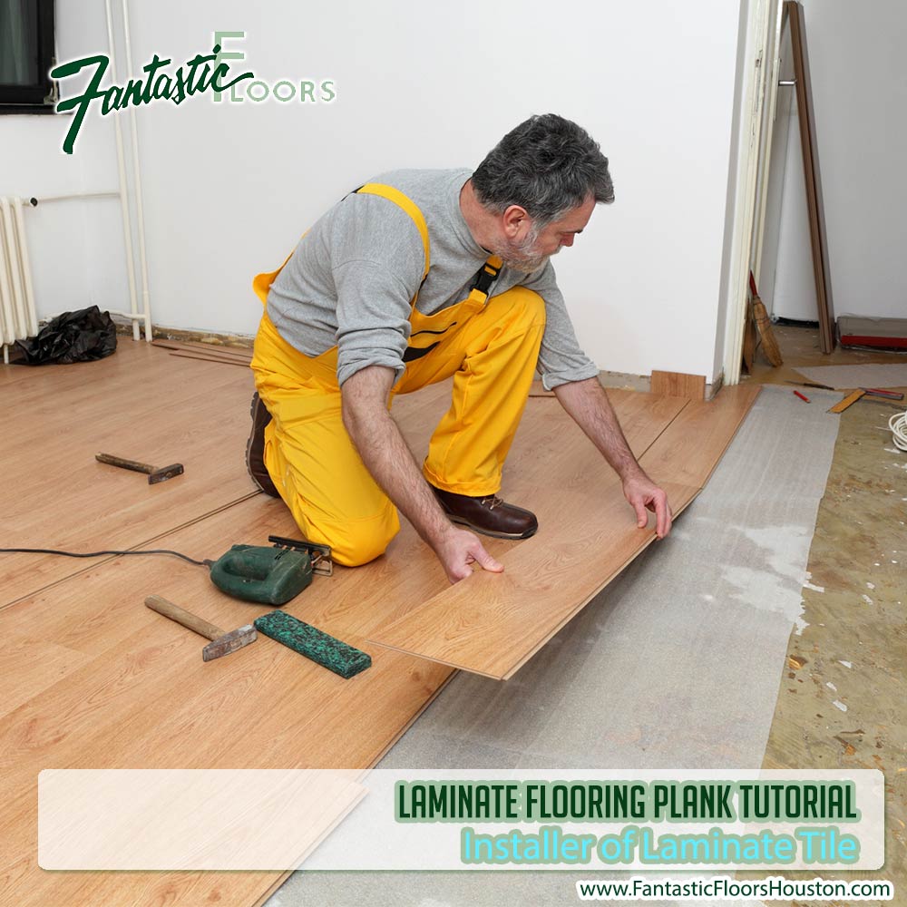 080316 Installer of laminate tile